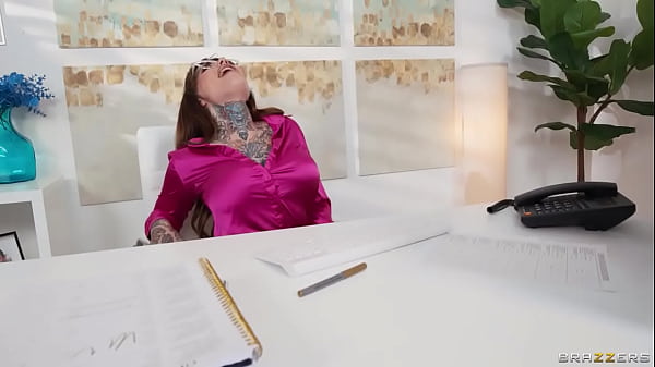 Download Video - Employee Relations&colon; Episode 1 Tiger Lilly &sol; Brazzers&sol; Enter XVPROMO on official site for discount