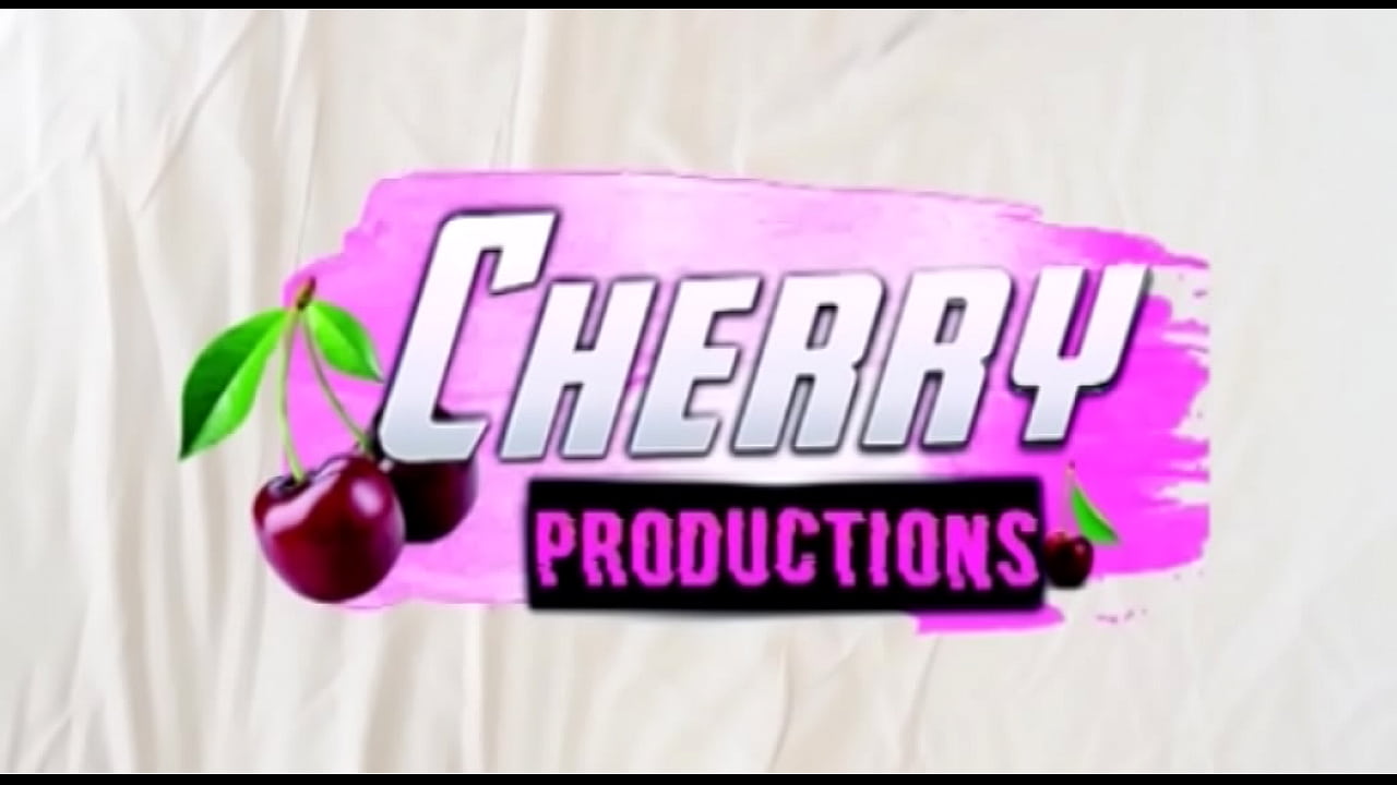 Sexy Stepmom Saara Agrees To Let Her Curious Stepson Assfuck Her In The Kitchen!