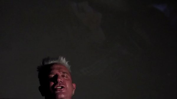 Download Video - Fudida com gostoso tatuado