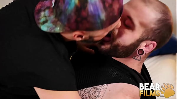 Download Video - BEARFILMS Burly Bears John Lock And Axel Wood Bareback Hard