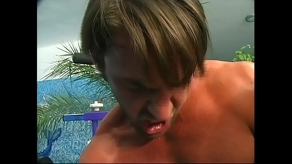 Young slut provokes two muscly boys ina gym and she's double penetrated!