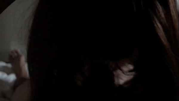 Em Vân Kawasan bú nhiệt tình