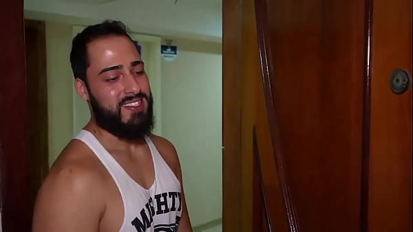 Gostosa transou com o vizinho casado!Hot girl had sex with her married neighbor!#married #girlbrazil #cumshot #milkeul ...