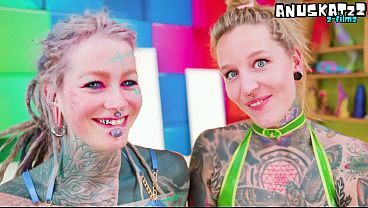 ALT Tattooed cuties in LATEX lesbian fuck with STRAP ON and german DIRTY TALK