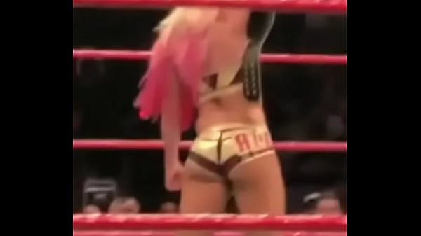 Spying on Alexa Bliss's ass