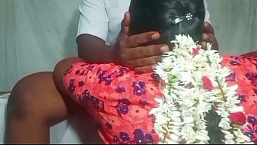 Download Video - Tamil nighty wife blowjob young man cock