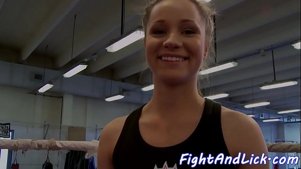 Wrestling les pussylicked and fingered