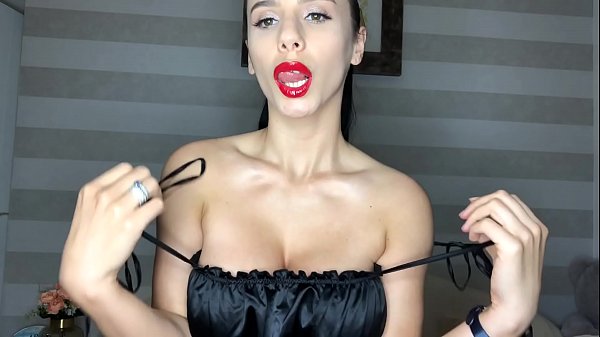 Red lips Juicy Big Tits and a big bbd dildo in Nelly Kent mouth
