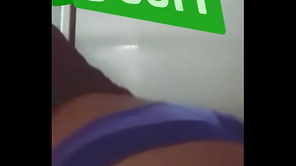 hot babe rolling