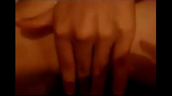 Download Video - Metiendo verga y masturabando a la mexicana tetona