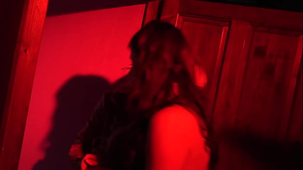 Fire Chicks Lucie And Tyler Fuck And Suck In Hot 3way