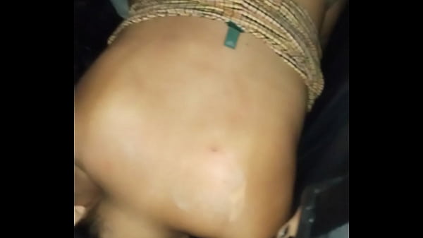 Sexo na cachoeira, fudendo gostoso num para&iacute;so lindo (Em p&uacute;blico)