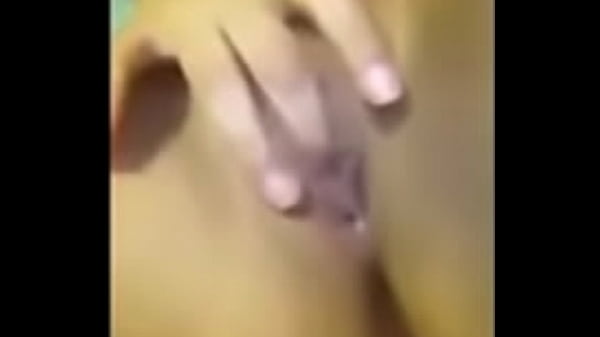 MILF Rubbing Fat Pussy - camg8