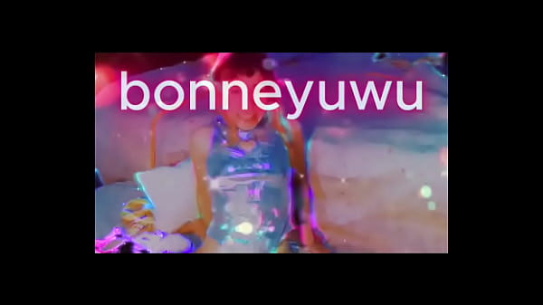 Bonneyuwu - 3:22 little bitch little red riding hood