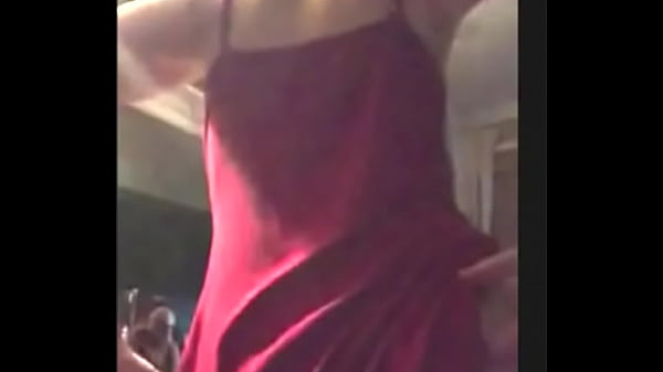 thumb voyeur