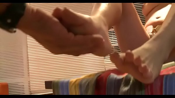 Alluring girl gets toes licked and fucks snatch with her foot