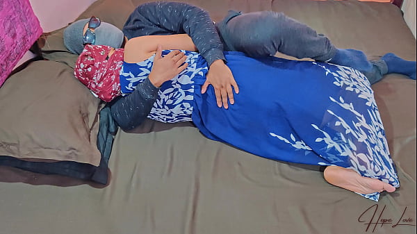 This Cheating Housewife Gets On My Dick And Rides Beautifully.