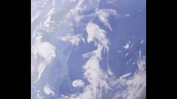 EBONY TRAIO O MARIDO E CAVALGA FORTE DENTRO DO CARRO AO FAZER SEXO EM PUBLICO AT&Eacute; FICAR CHEIA DE LEITE NOS PEITOS ENORMES POR HOMEM DE DREADLOCKS E TATUADO COM PAU GIGANTE QUE A FODE TODA SEM PIADA