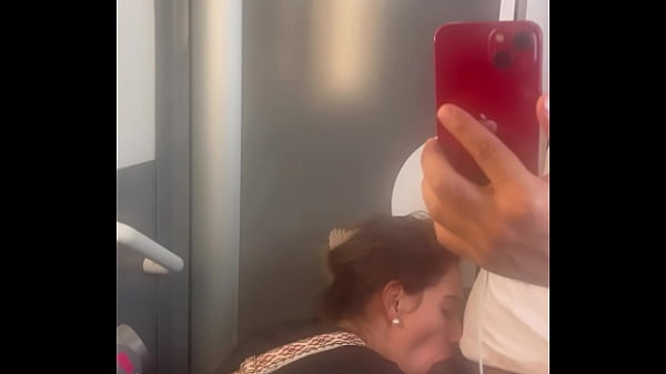 me exibindo com uma lingerie vermelha