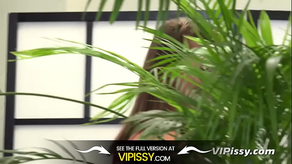 Vipissy - Lesbians share their piss and a vibrator