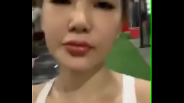 Cô trang live 2