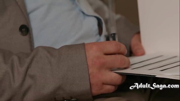 Therapist: You Came Commando, I Saw That When I Picked Up My Pen - Lauren Phillips, Robby Apples