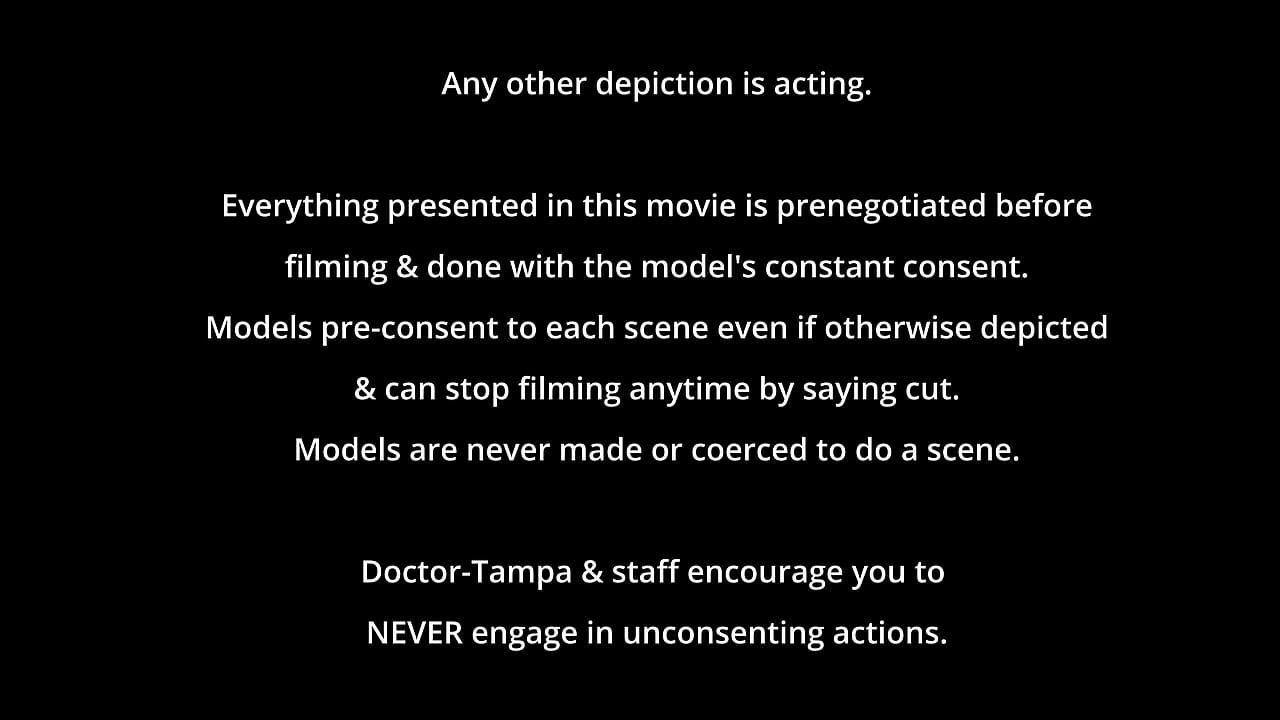 Dr. Tampa - Examen físico de ingreso a la Universidad de Tampa - Phoenix Rose
                    latina latex POV humiliation fetish gloves big tits medical leggings natural tits ass spreading behind the scenes bts muchos negros