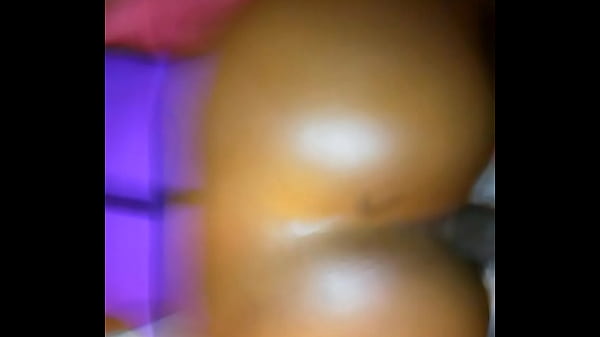 wet tight 19year old ass hole, good pussy squirter