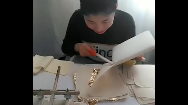 Video x&aacute;c minh