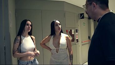 Lucky Neighbor 2 - ffm - Threesome (12min.Version)
