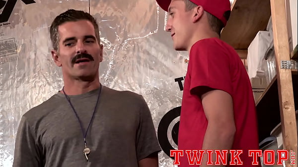 Download Video - TWINKTOP - Coach Cox gets barebacked in equipment room by young jock