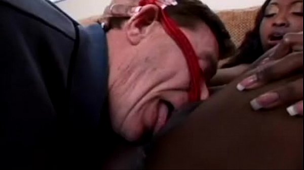 47223