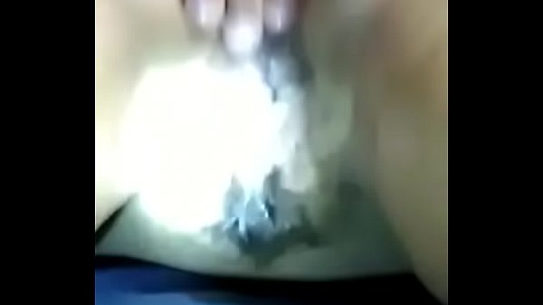 サンアンドレスのホットでおいしいブラジルの猫の運指