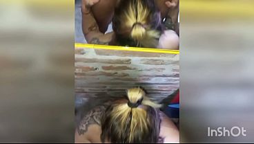 彼女はファックフェイスのバックスロートウォールプッシュが大好きです!!