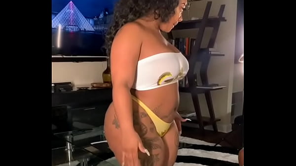 thumb stripper dancing