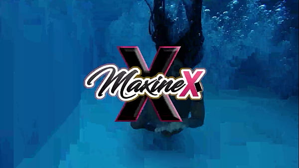 Petite Elsa Jean is trying out new things with older Eva Long