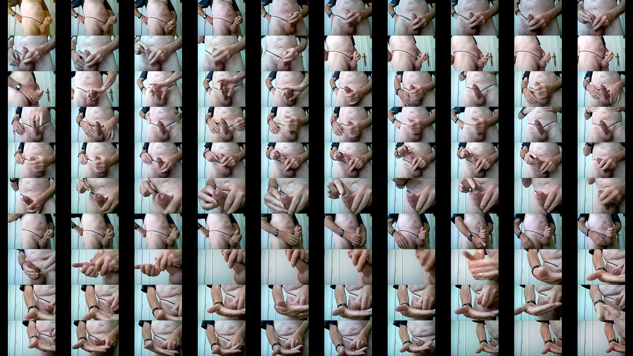 Me masturbating 预览图