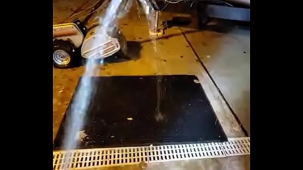 Power pissing