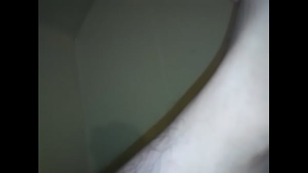 thumb my feet