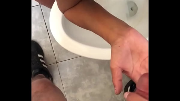 thumb tramp