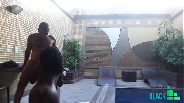 Dr Bumbum returns with everything from a spank of pica in Bruna Black. (Full Video in Xvideos Red) Bettoh Fitness