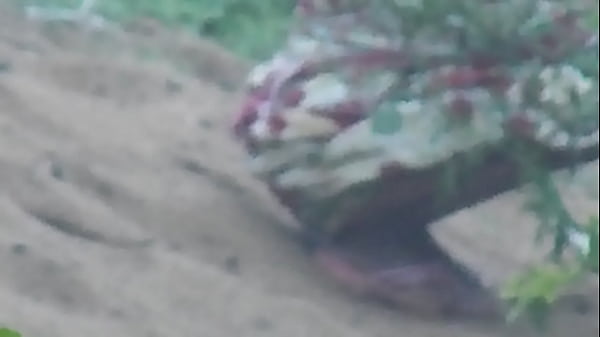 desi lady pissing
