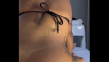 彼女は手錠をかけられて現れた――私は心の準備ができていなかった。