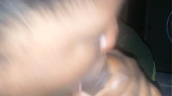 thumb blowjob