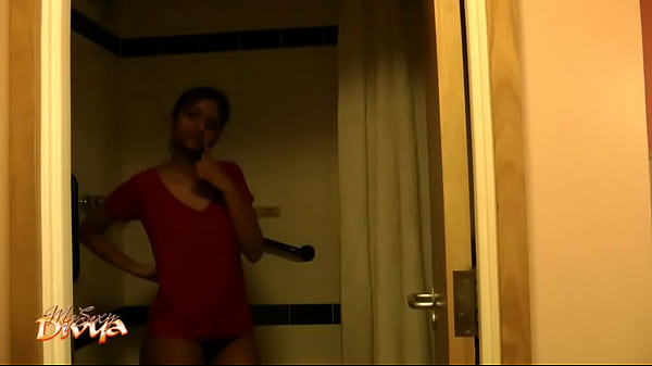 Super Hot Indian Babe Divya In Shower - Indian Porn