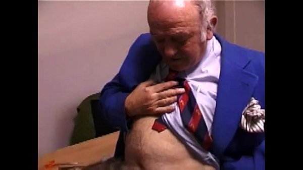 Old man fucking his wife and cumming on face