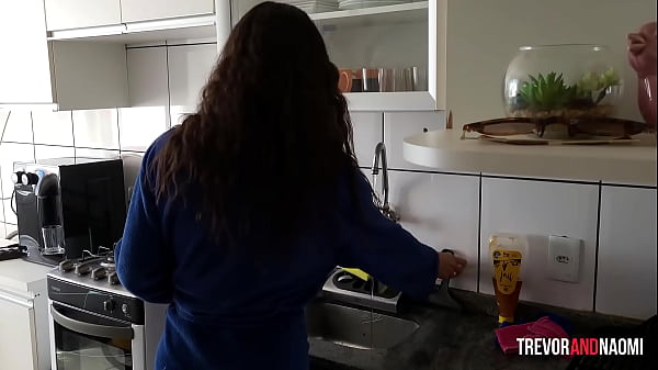 CHUBBY GIRLS Taylee Wood & Little Eliss Make 50 Year Old Cum Twice