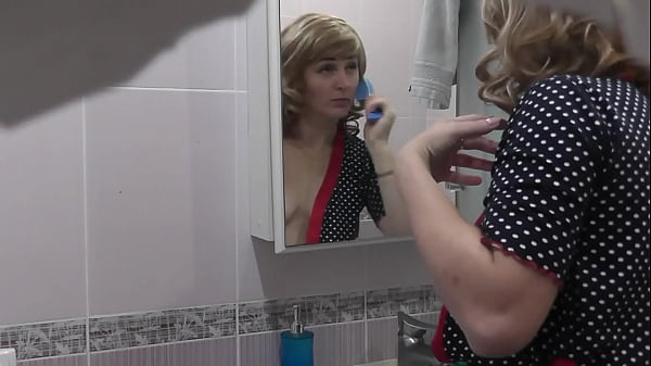 When husband is away sexy Milf Frina called neighbor repair electric kettle. Neighbor made repairs then put Frina doggystyle fucked her pussy and cumshot sperm on legs in stockings. Husband installed camera at home.