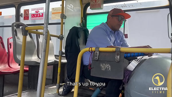 Redhead Peruvian fucks the bus driver to avoid paying the fare
