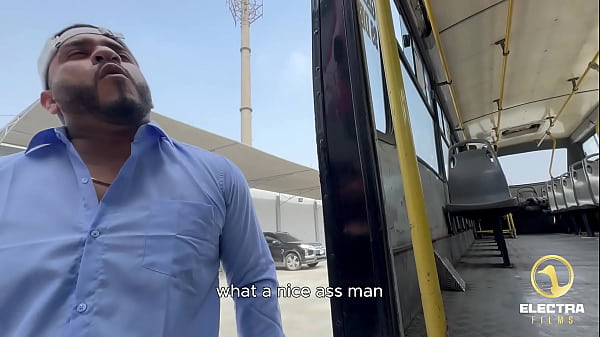 Redhead Peruvian fucks the bus driver to avoid paying the fare